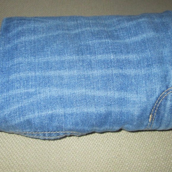 Boys Place light blue jeans, size 8 - Picture 4 of 4